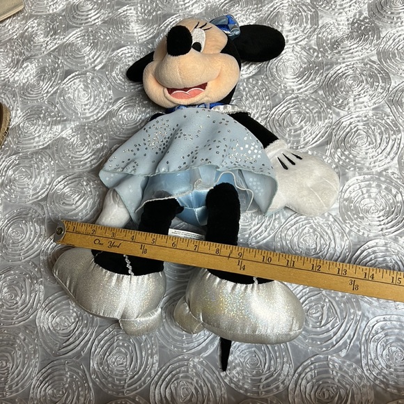 Minnie Mouse 60th diamond anniversary collection - Picture 9 of 9